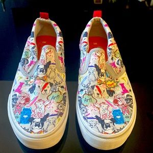 Brand new BOBS womens size 7 slip ons.